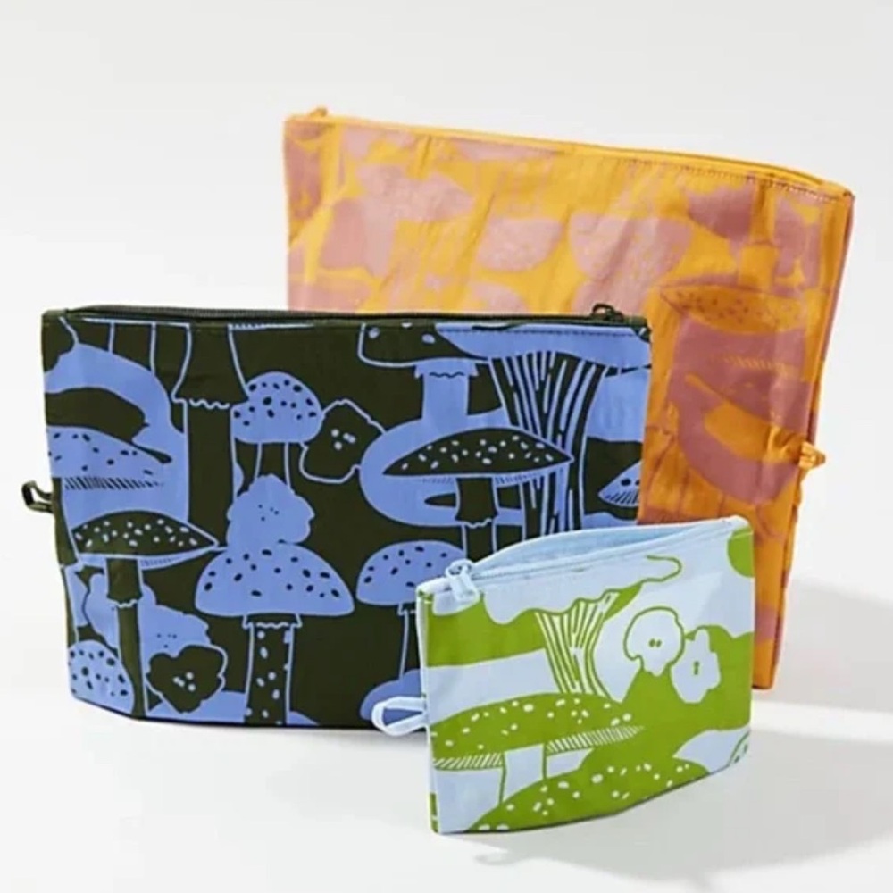 ISO baggu mushroom pouches!!!